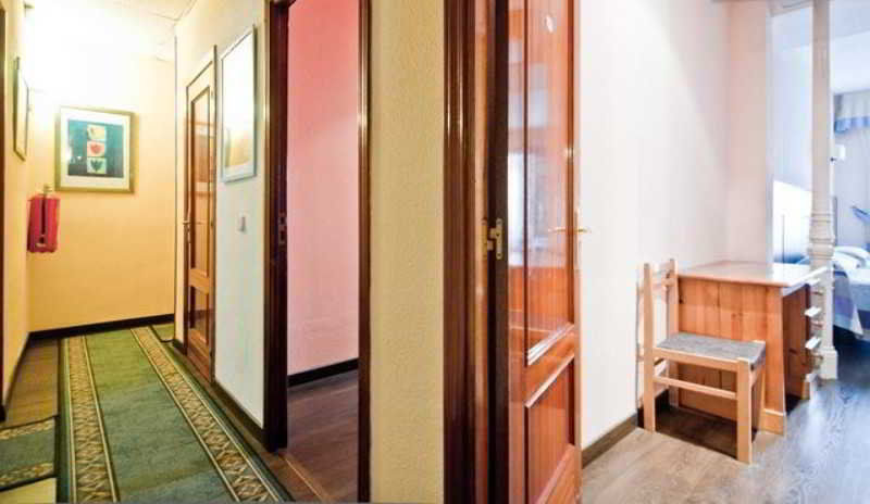 Hostal Gallardo Madrid Buitenkant foto