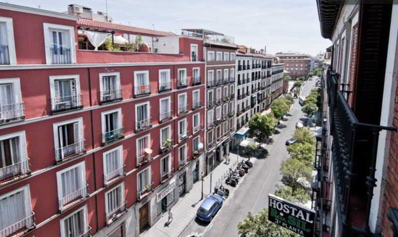 Hostal Gallardo Madrid Buitenkant foto